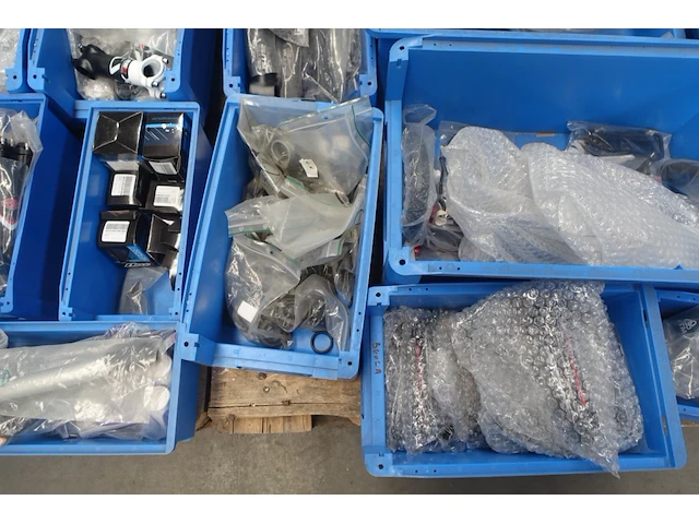 3x pallet diverse fiets onderdelen - afbeelding 3 van  19
