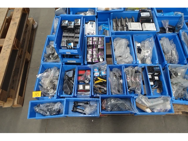 3x pallet diverse fiets onderdelen - afbeelding 12 van  19