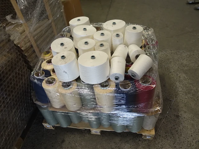 3x pallet diverse garen - afbeelding 8 van  10