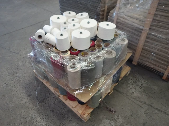 3x pallet diverse garen - afbeelding 10 van  10