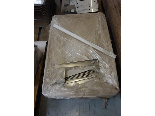 3x pallet diverse ijzerwaren - afbeelding 7 van  9