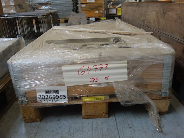 3x pallet diverse ijzerwaren - afbeelding 8 van  9