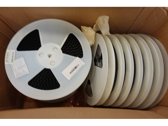 3x pallet diverse onderdelen voor laadpalen - afbeelding 4 van  10