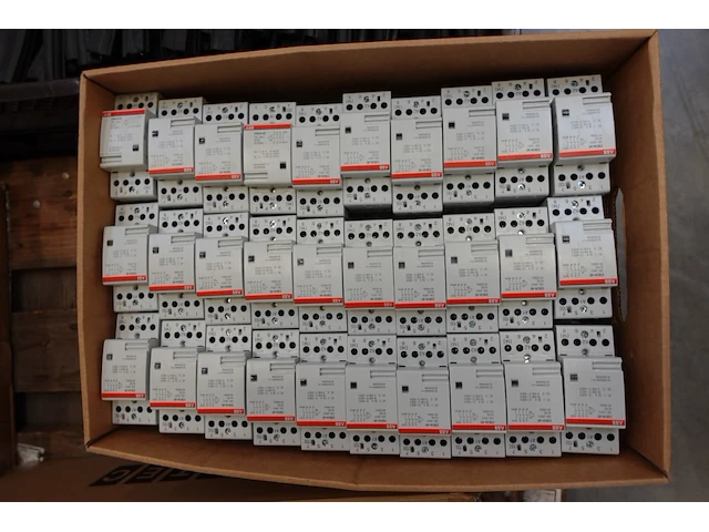 3x pallet diverse zekeringen - afbeelding 6 van  19