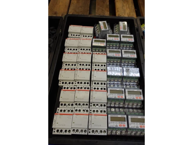 3x pallet diverse zekeringen - afbeelding 17 van  19