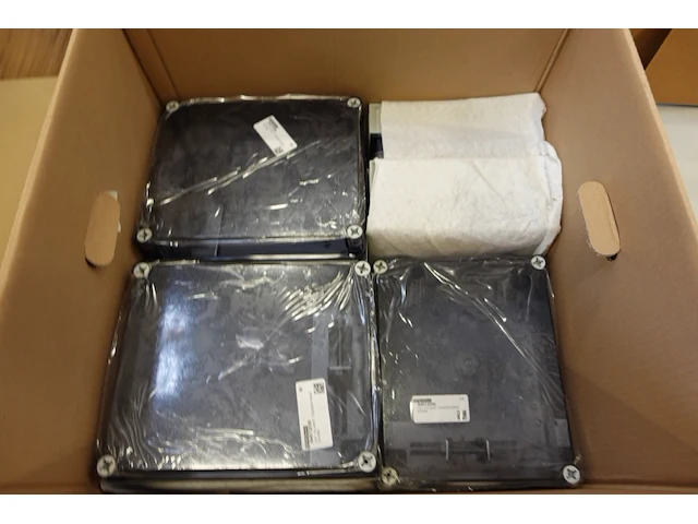 3x pallet diverse zekeringkasten - afbeelding 2 van  13