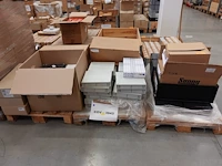 3x pallet diverse zekeringkasten - afbeelding 1 van  13
