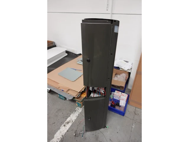 3x pallet + inhoud - afbeelding 2 van  10