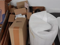3x pallet + inhoud - afbeelding 1 van  10