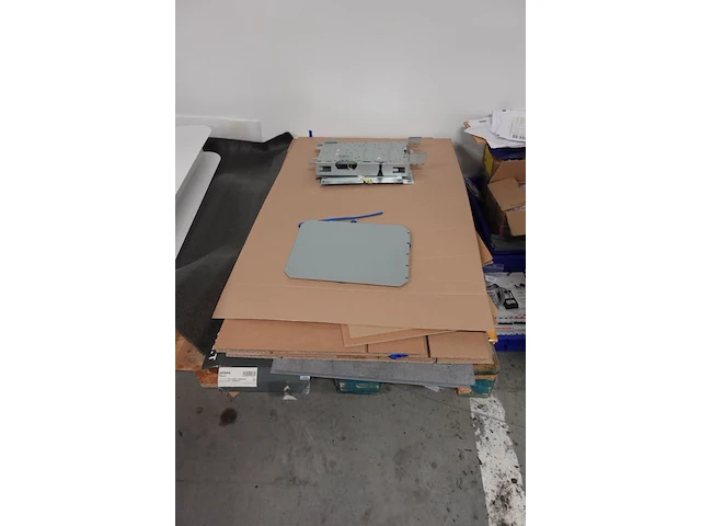 3x pallet + inhoud - afbeelding 9 van  10