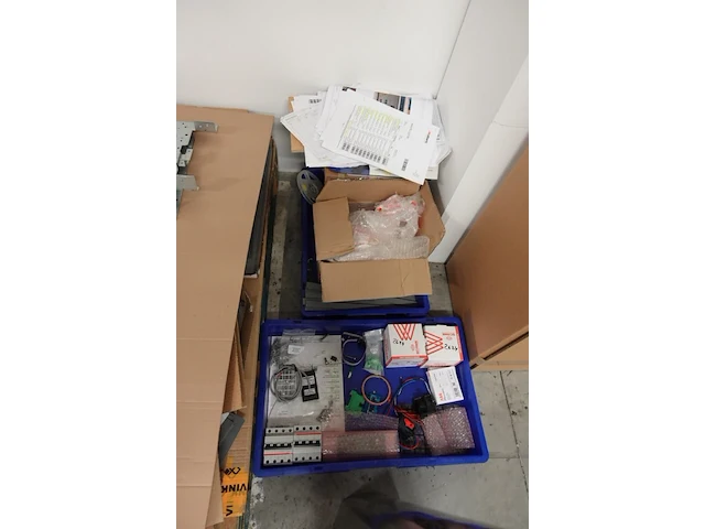 3x pallet + inhoud - afbeelding 10 van  10