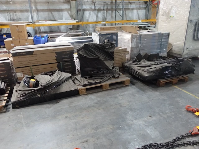 3x pallet metalen onderdelen - afbeelding 1 van  5