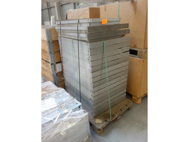 3x pallet metalen onderstel - afbeelding 3 van  10