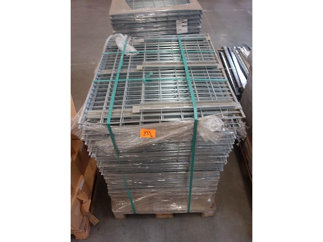 3x pallet metalen rooster - afbeelding 1 van  6