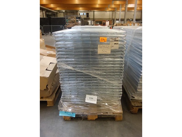 3x pallet metalen rooster - afbeelding 1 van  10