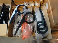 3x pallet spatborden + doos reparatietubes - afbeelding 8 van  10