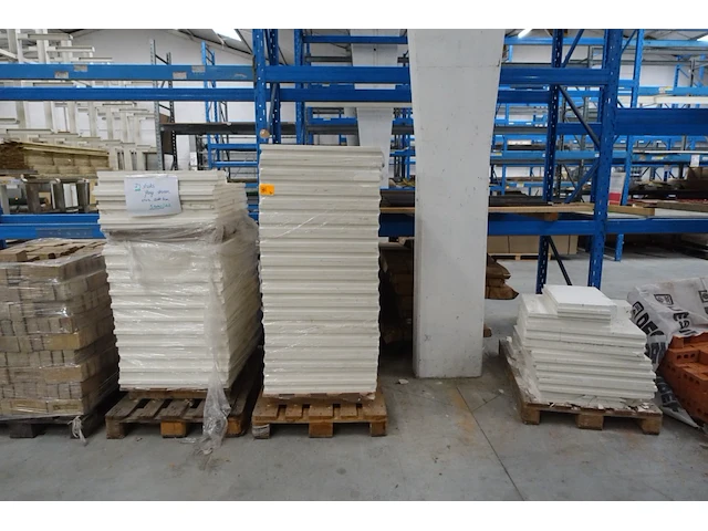 3x pallet witte vloer-/wandtegels - afbeelding 1 van  6