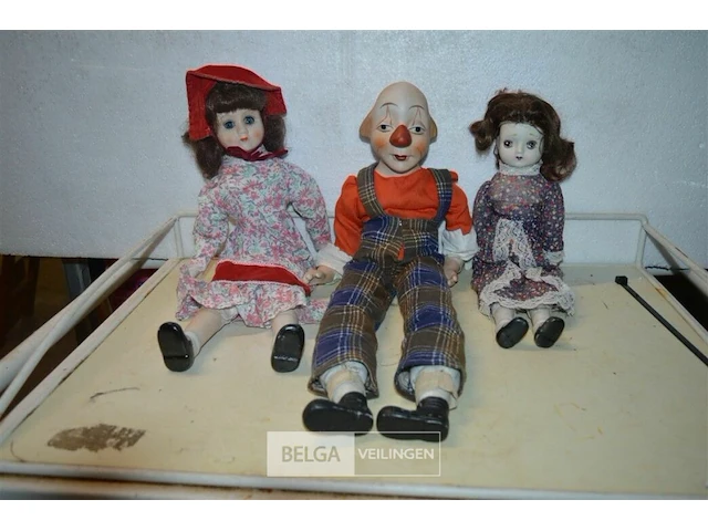 3x porseleinen poppen - afbeelding 1 van  4