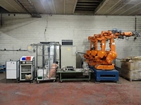 3x robot abb with contoller and cabinet - afbeelding 1 van  9