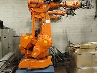3x robot abb with contoller and cabinet - afbeelding 2 van  9