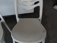 3x stapelbare outdoor kunststof stoel - afbeelding 4 van  4