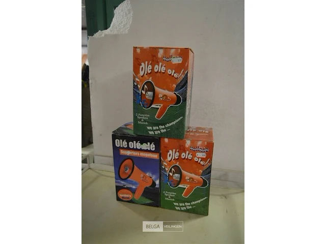 3x supportersmegafoon - afbeelding 1 van  4