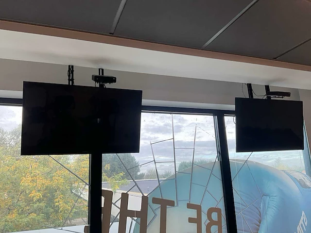 3x televisie sony kdl-32re400 - afbeelding 5 van  8