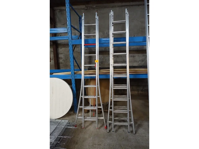 3x uitschuifbare alu ladder - afbeelding 1 van  4