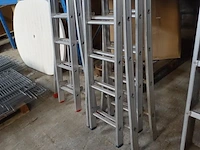 3x uitschuifbare alu ladder - afbeelding 3 van  4