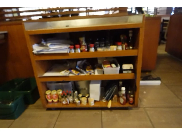 3x verrijdbare houten buffetkast - afbeelding 8 van  12