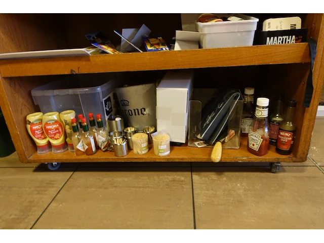 3x verrijdbare houten buffetkast - afbeelding 11 van  12
