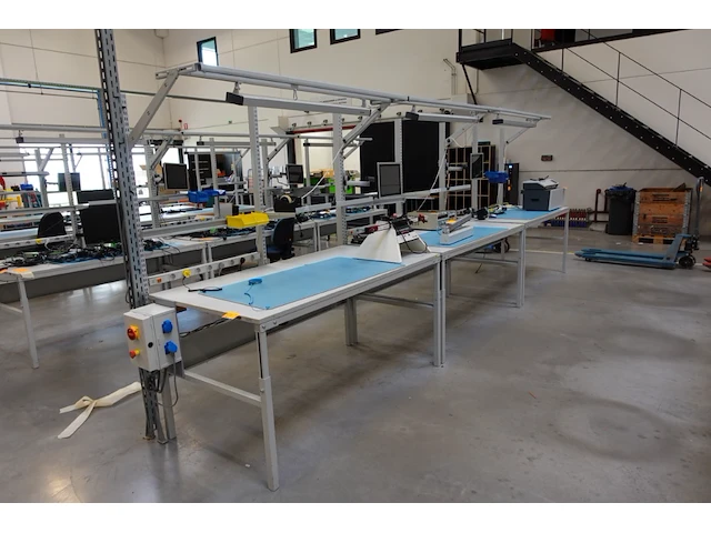 3x volledig werkstation awp - afbeelding 1 van  9