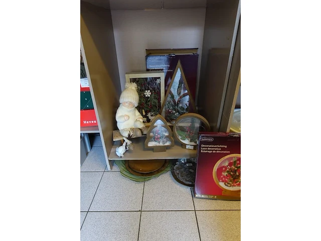 3x volledige inhoud kast + diverse decoratie - afbeelding 15 van  16