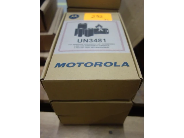 3x walkie talkie motorola - afbeelding 1 van  3