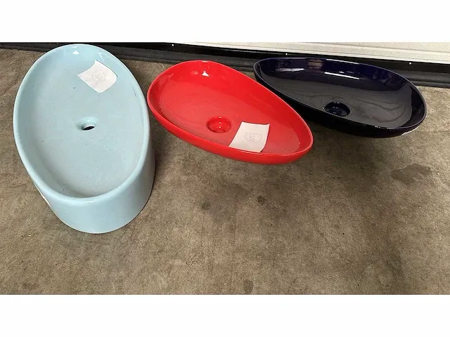 3x waskommen - zonder verpakking - showroom model - afbeelding 1 van  2