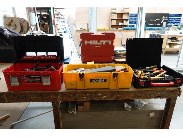 3x werkkoffer + inhoud - afbeelding 1 van  6