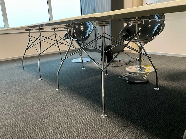 3x wit gelakte vergadertafel - afbeelding 4 van  5