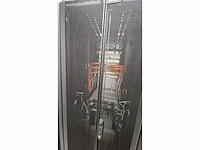 4 apc netshelter sx gen 2 racks – 48u netwerkopslag - afbeelding 2 van  11