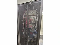 4 apc netshelter sx gen 2 racks – 48u netwerkopslag - afbeelding 9 van  11
