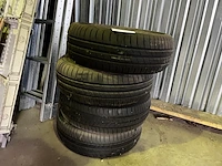 4 autobanden - afbeelding 1 van  2