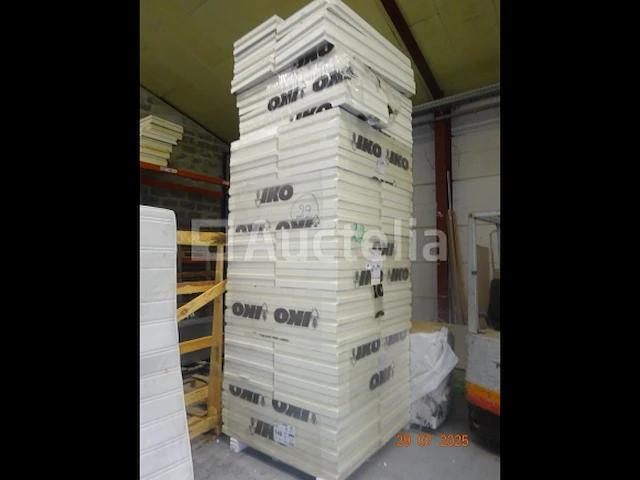 4 balen van 2,16m² 1200/600 isolatie 140mm dik - afbeelding 3 van  3