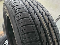 4 banden michelin met 17 inch velgen - afbeelding 12 van  13