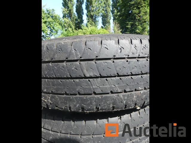 4 banden op velgen voor opel vivaro (zomer) goodyear 205/65r 16c 107/105t - afbeelding 3 van  9