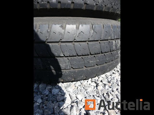 4 banden op velgen voor opel vivaro (zomer) goodyear 205/65r 16c 107/105t - afbeelding 7 van  9