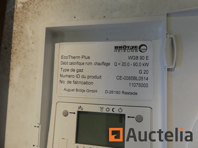 4 betegelde douchebaden, 1 bröje gasketel - afbeelding 8 van  9
