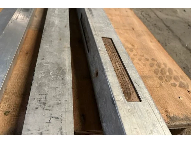 4 betonwerkprofielen - afbeelding 5 van  6