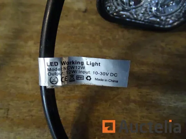 4 bevestigingsmiddel bars voor voertuig, 5 led-spots - afbeelding 5 van  8