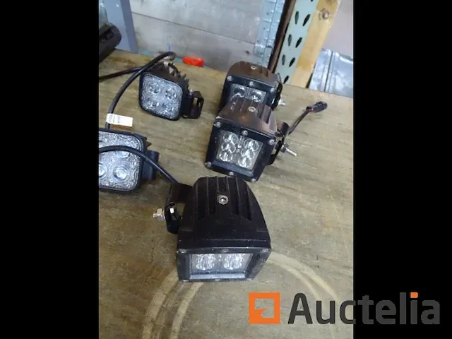 4 bevestigingsmiddel bars voor voertuig, 5 led-spots - afbeelding 8 van  8