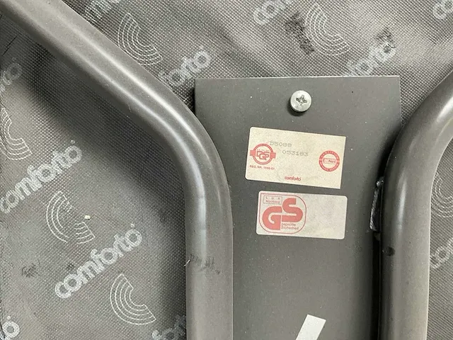 4 bijzetstoelen comforto model d5088 - afbeelding 6 van  6