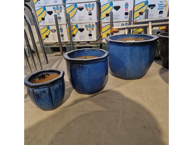 4 bloempotten - afbeelding 2 van  2